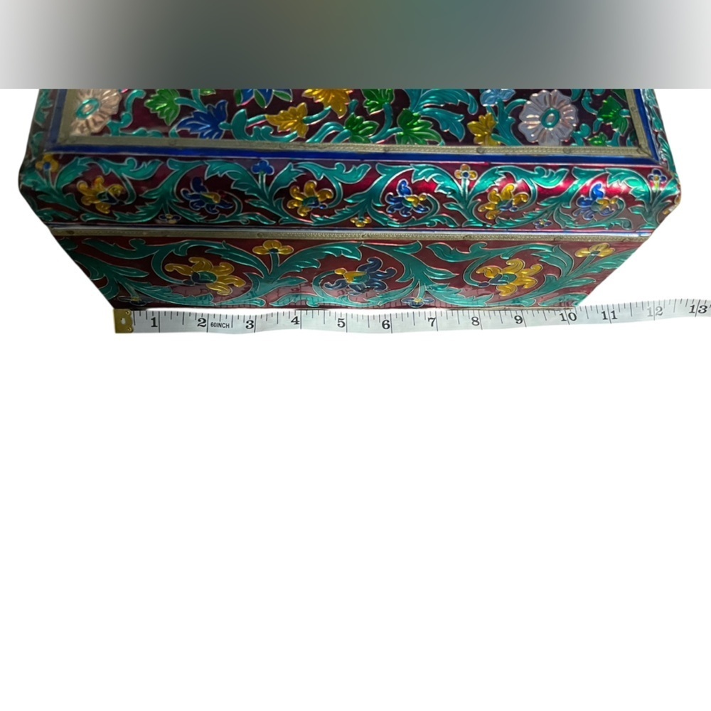 Handmade meenakari jewelry box from India,laminated sheet metal, painted enamel - Picture 7 of 9